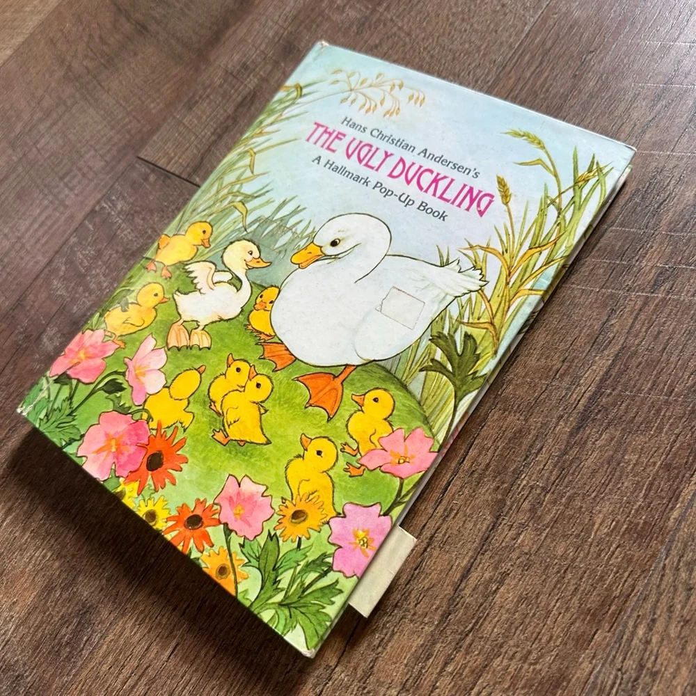 Hallmark The Ugly Duckling Pop-Up Book